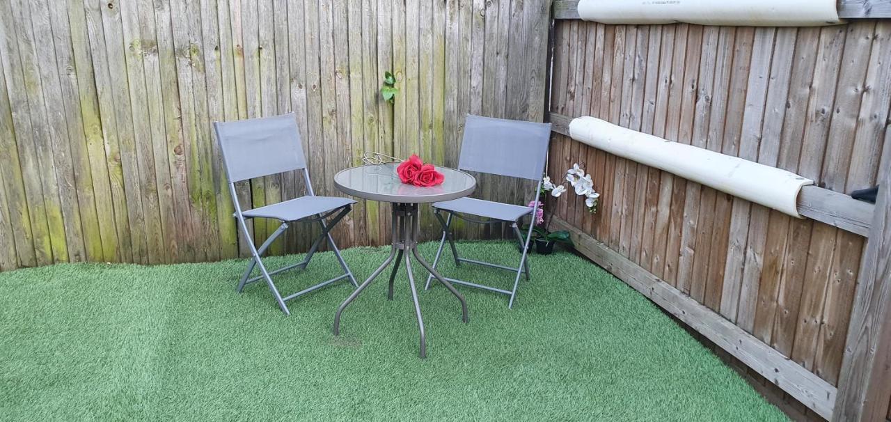 Trendy, Modern Garden Posh Peckham Apartment 伦敦 外观 照片