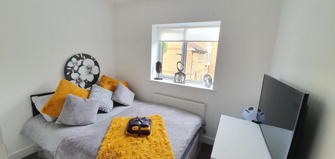 Trendy, Modern Garden Posh Peckham Apartment 伦敦 外观 照片
