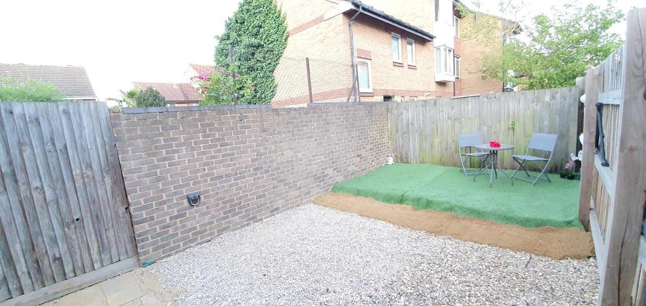 Trendy, Modern Garden Posh Peckham Apartment 伦敦 外观 照片
